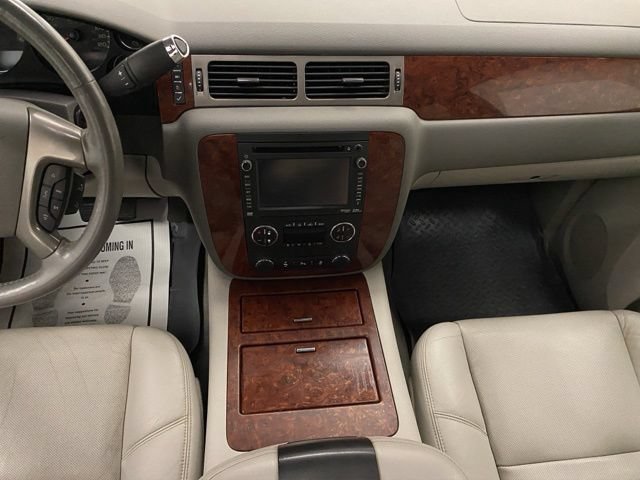 Used 2012 Chevrolet Tahoe LTZ AWD/4WD image 34