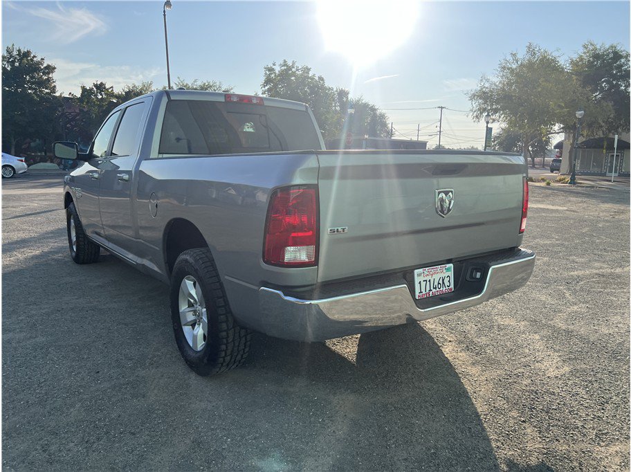 Used 2019 RAM 1500 Classic SLT RWD image 3