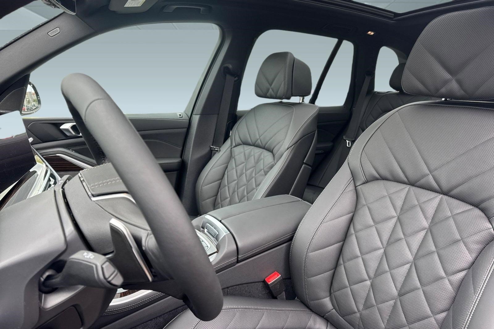 New 2026 BMW X5 xDrive50e AWD/4WD image 19