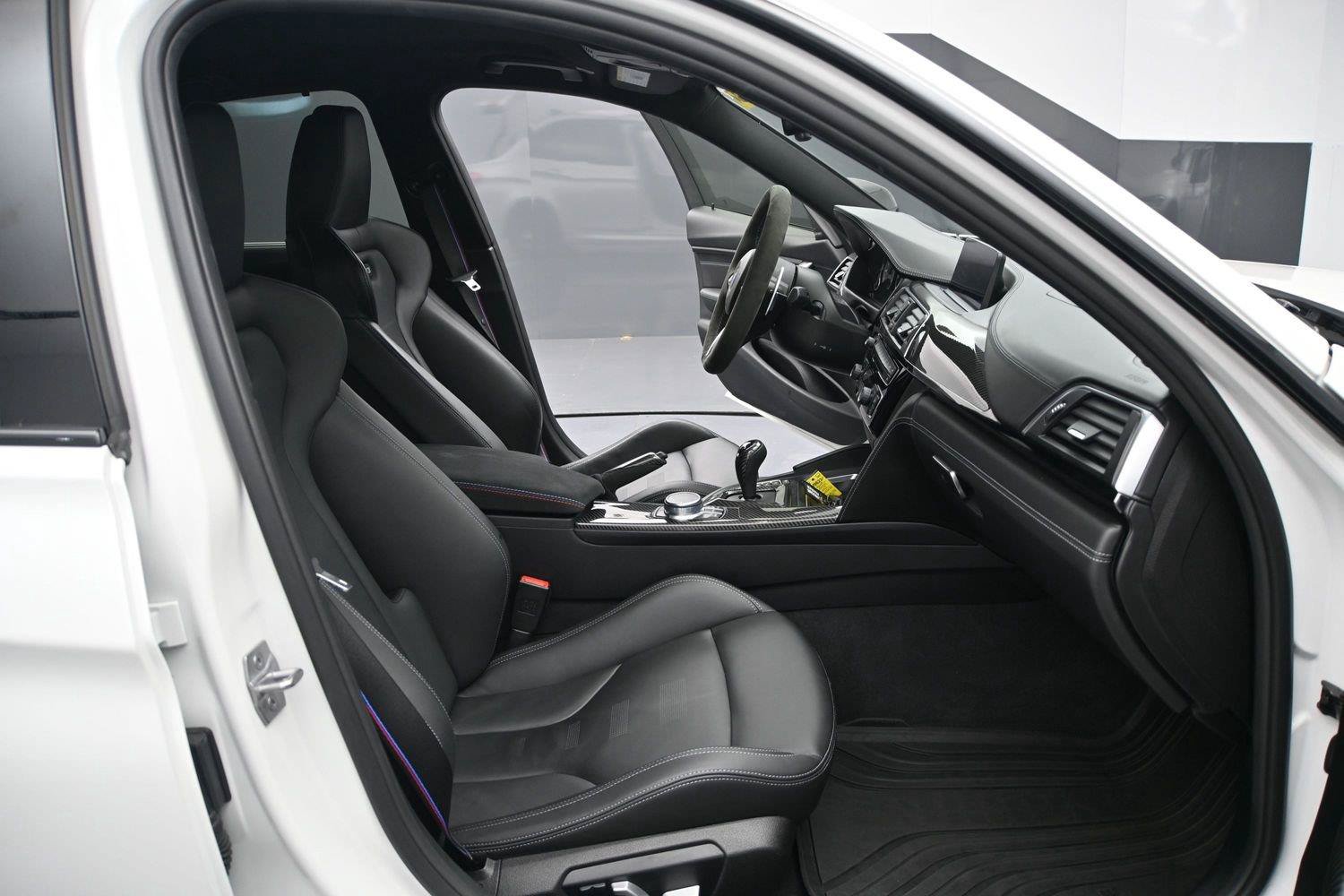Used 2018 BMW M3 RWD image 19