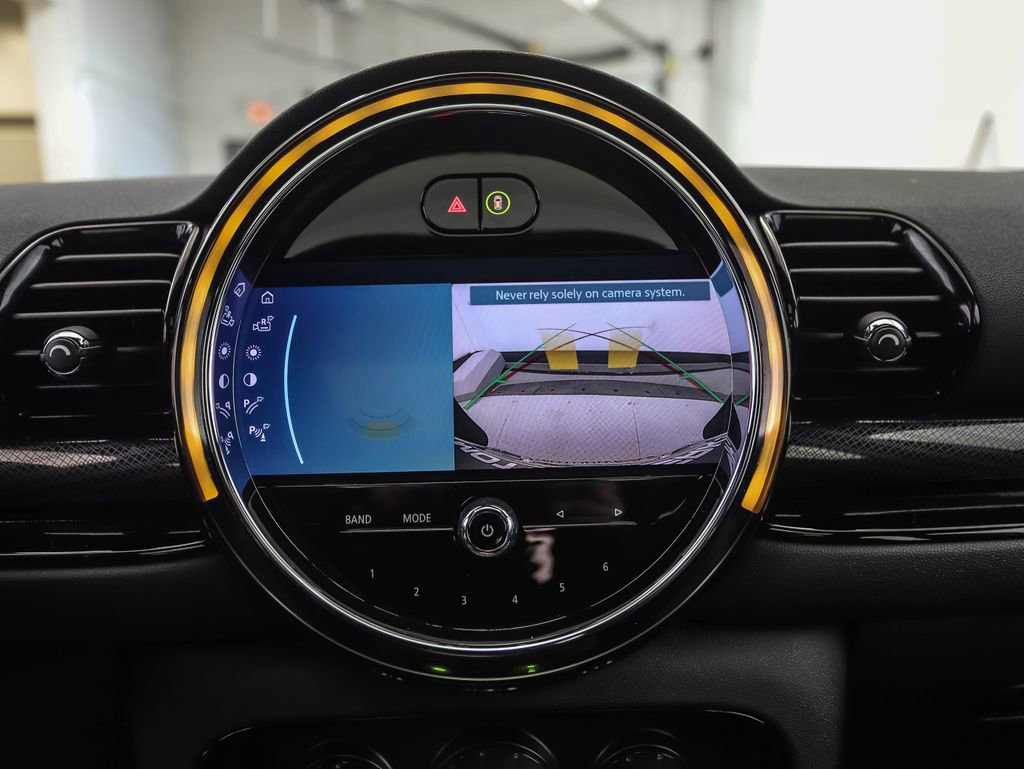 Used 2023 MINI Cooper Clubman S w/ Premium Package image 17