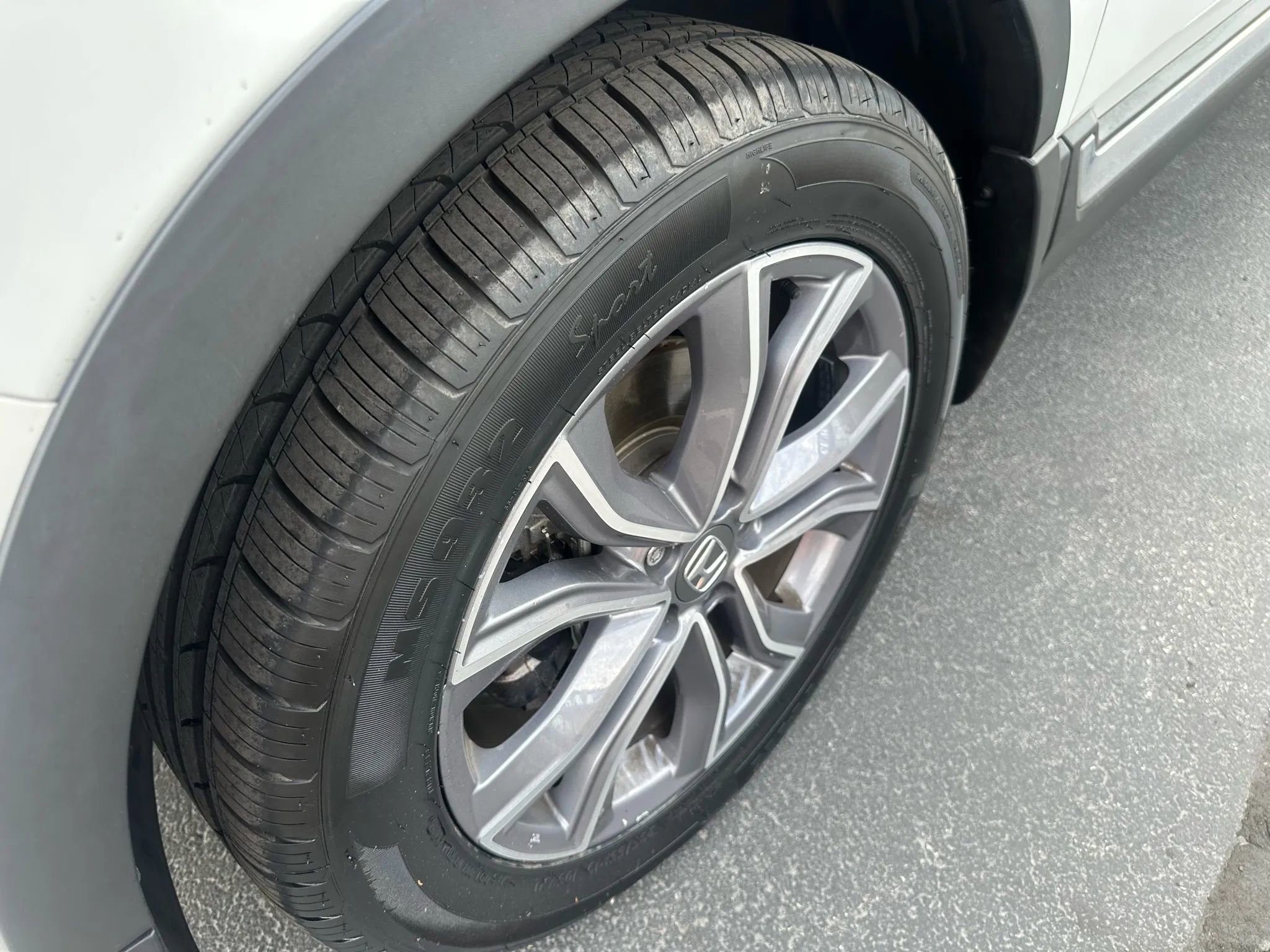 Used 2022 Honda CR-V Touring image 9