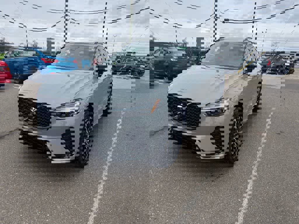 Used 2025 Volvo XC60 B5 Ultra