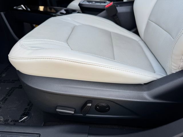 Used 2025 Ford Mustang Mach-E Premium image 16