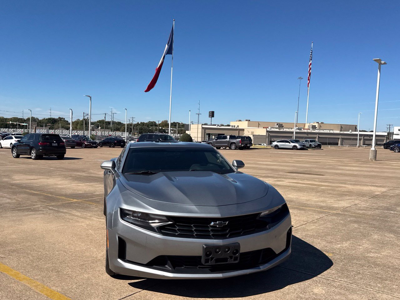 Used 2023 Chevrolet Camaro LT RWD image 4