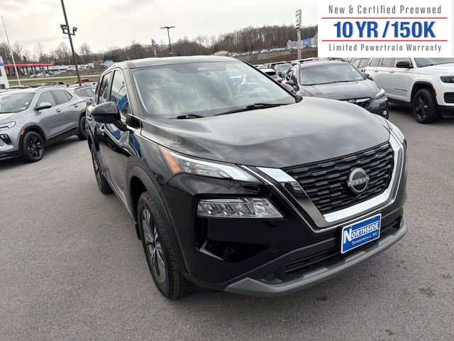 Used 2023 Nissan Rogue SV image 3