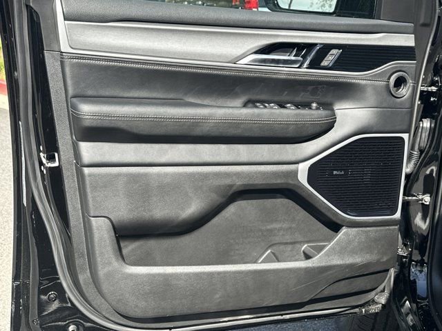 New 2026 Jeep Grand Wagoneer Limited image 11