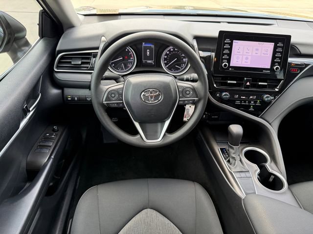 Used 2023 Toyota Camry LE image 28