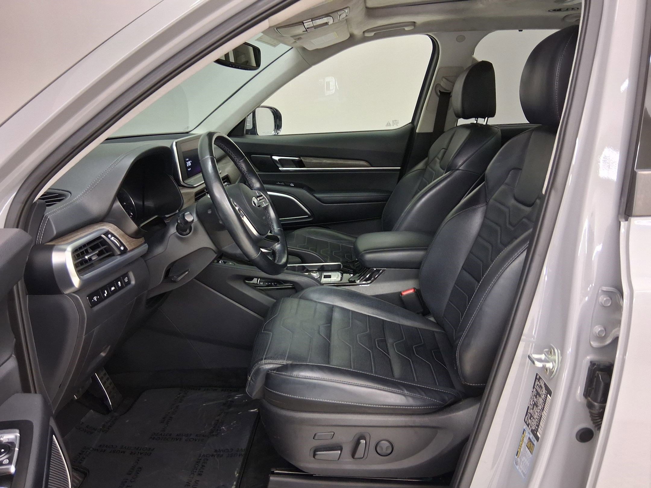 Used 2021 Kia Telluride SX w/ SX Prestige Package AWD/4WD image 3