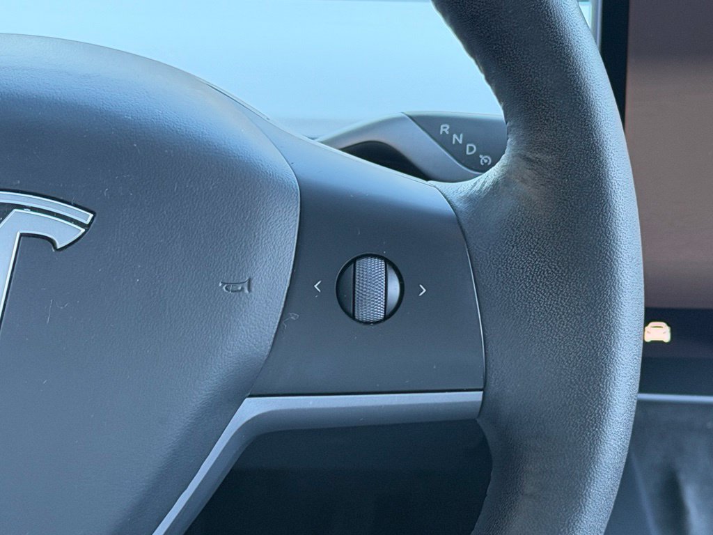 Used 2022 Tesla Model Y Performance AWD/4WD image 45
