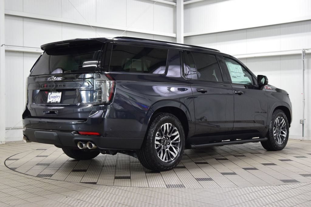 New 2026 Chevrolet Suburban Z71 w/ Z71 Off-Road Package AWD/4WD image 8