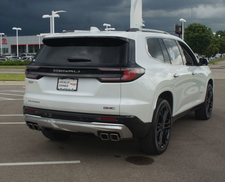 Used 2025 GMC Acadia Denali w/ LPO, Floor Liner Package FWD image 23
