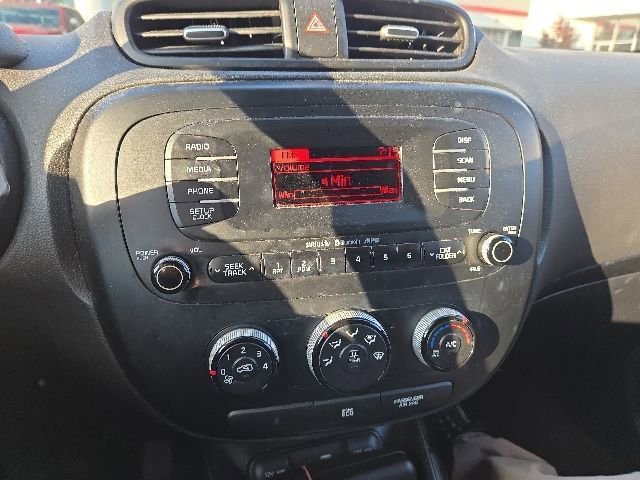 Used 2015 Kia Soul FWD image 9