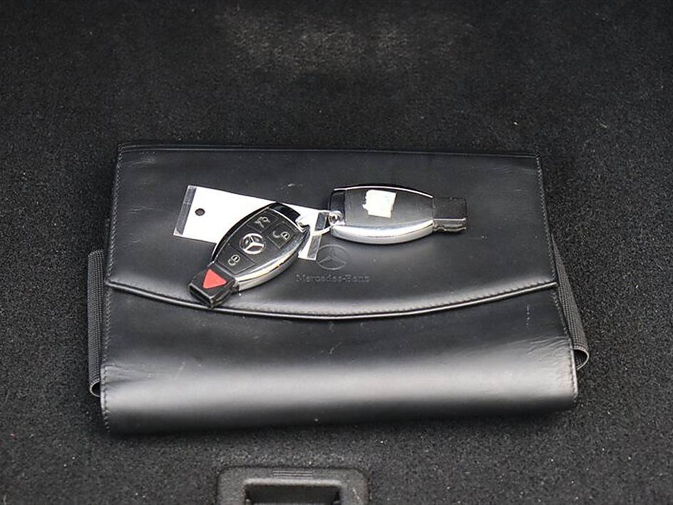 Used 2010 Mercedes-Benz E 350 Sport image 24