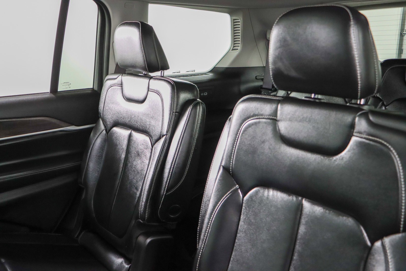 Used 2021 Jeep Grand Cherokee L Limited image 26