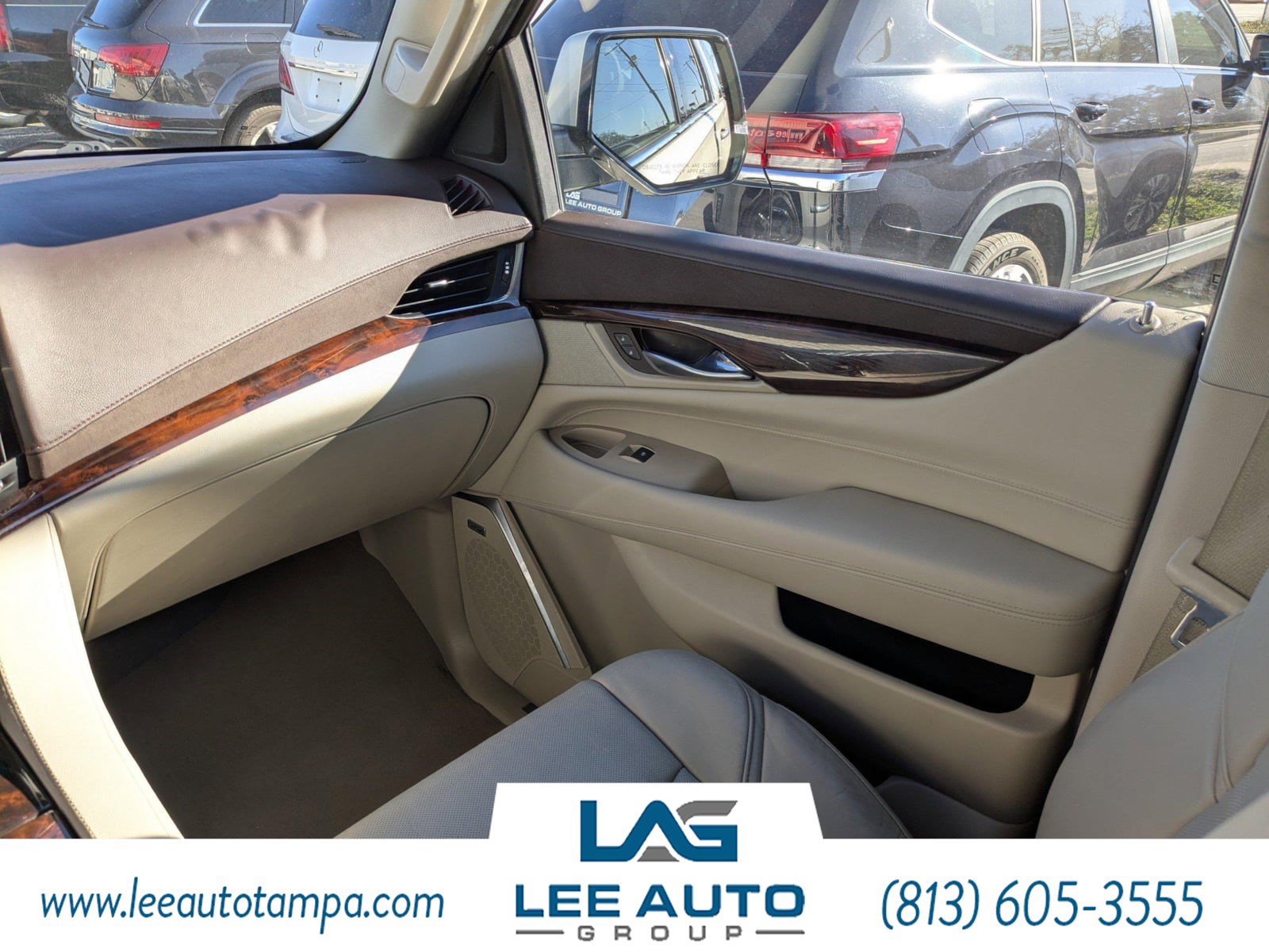 Used 2015 Cadillac Escalade Premium image 20