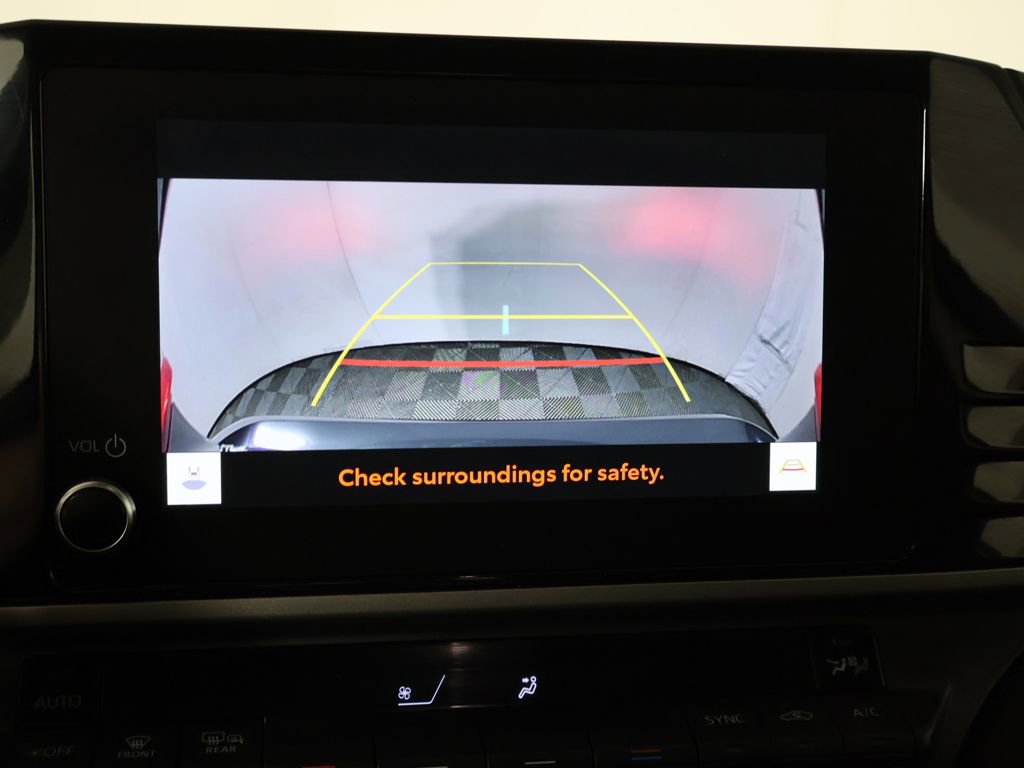 Used 2025 Toyota Camry LE FWD image 31