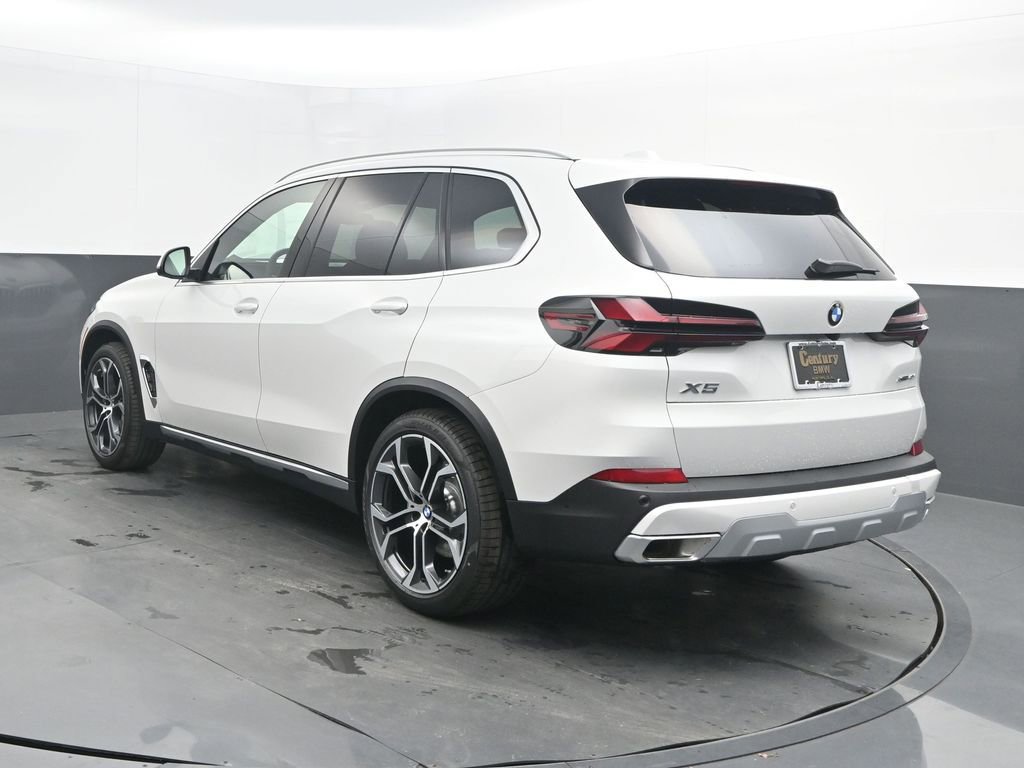 New 2026 BMW X5 xDrive40i AWD/4WD image 3