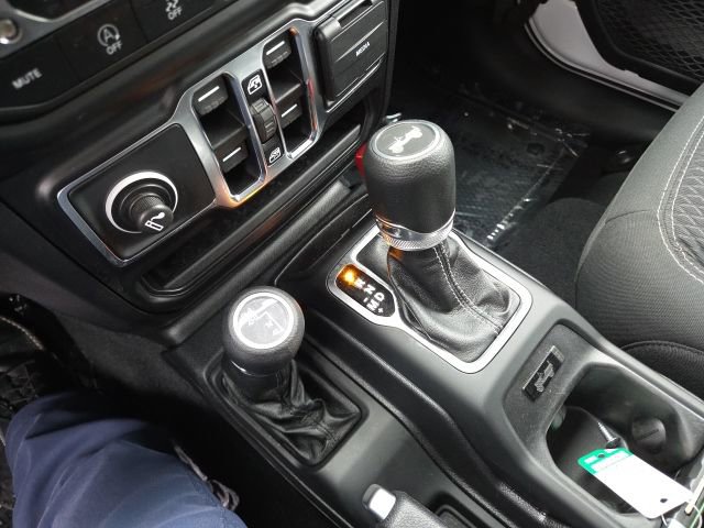 Used 2021 Jeep Wrangler Unlimited Sahara image 62