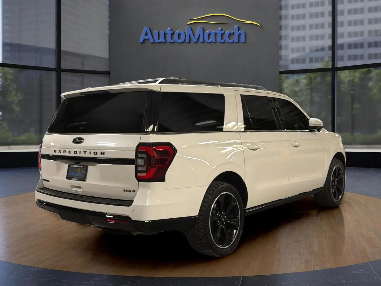 Used 2024 Ford Expedition Max Limited AWD/4WD image 11