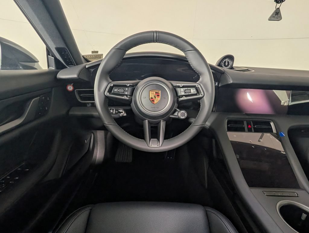 New 2026 Porsche Taycan 4S AWD/4WD image 22