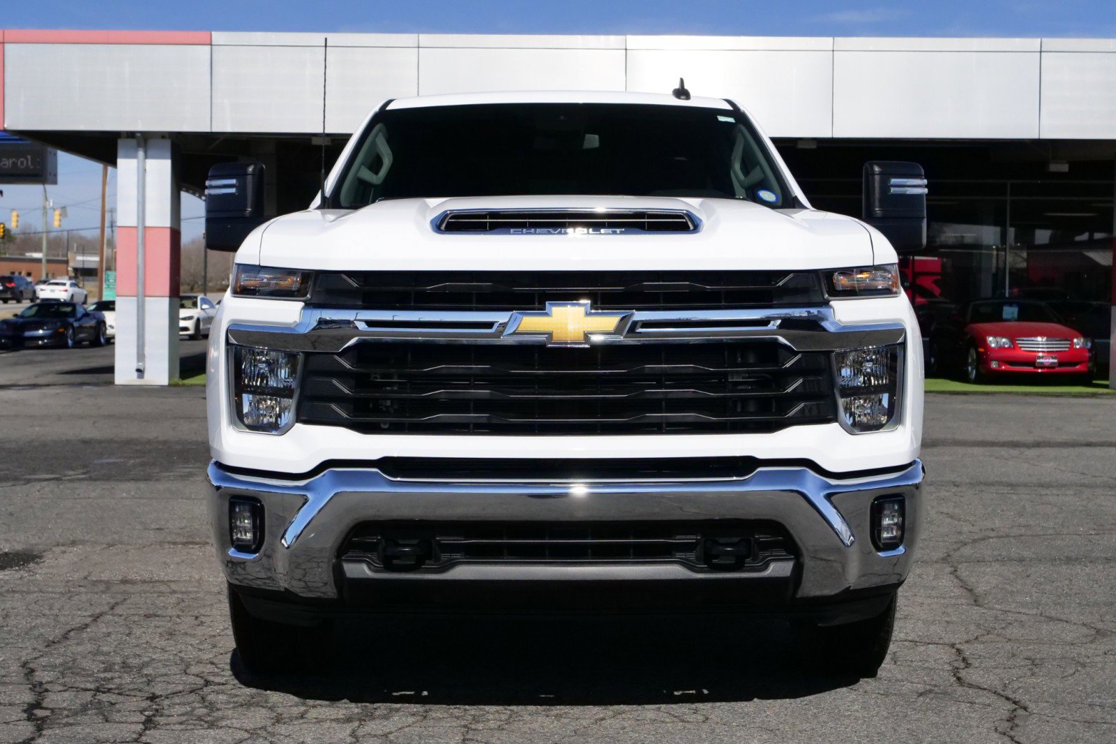 Used 2025 Chevrolet Silverado 2500 LT w/ Convenience Package AWD/4WD image 5