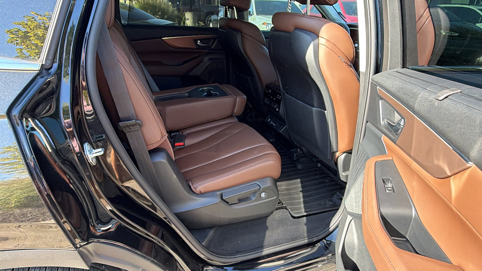 Used 2023 Acura MDX w/ Technology Package FWD image 20