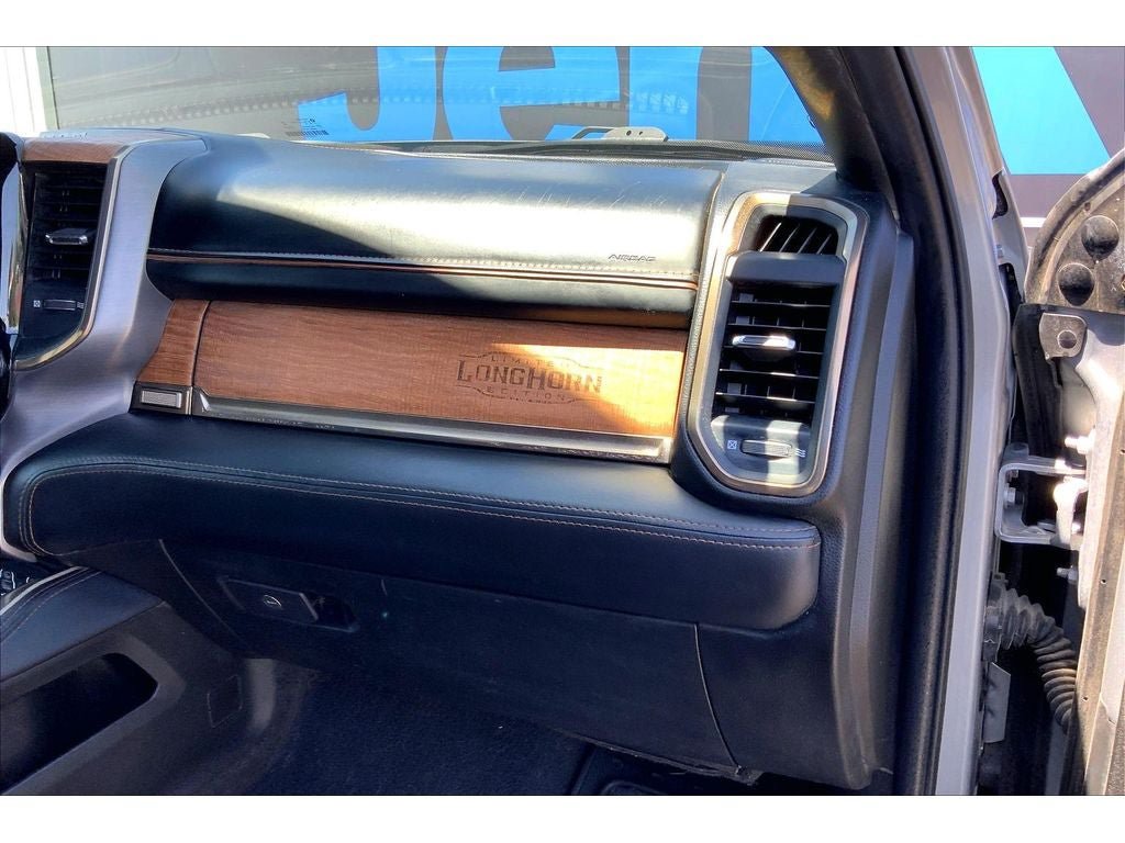 Used 2022 RAM 3500 Limited AWD/4WD image 18