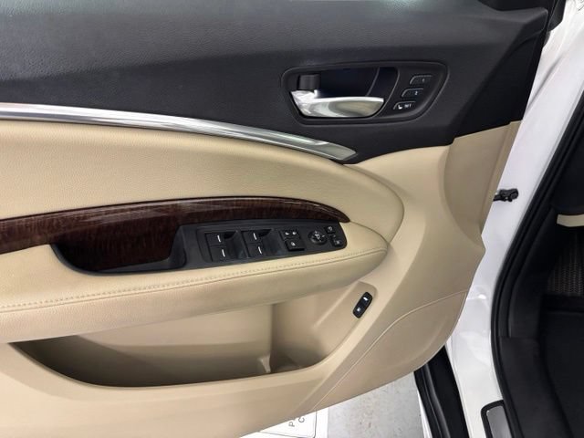 Certified 2017 Acura MDX w/ Technology Package FWD image 11