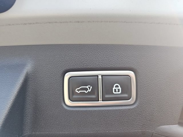 Certified 2023 Kia Sorento X-Line EX AWD/4WD image 18