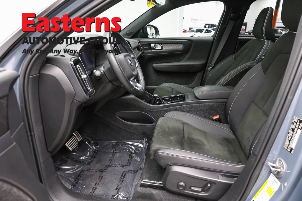 Used 2022 Volvo XC40 P8 Recharge Ultimate AWD/4WD image 14