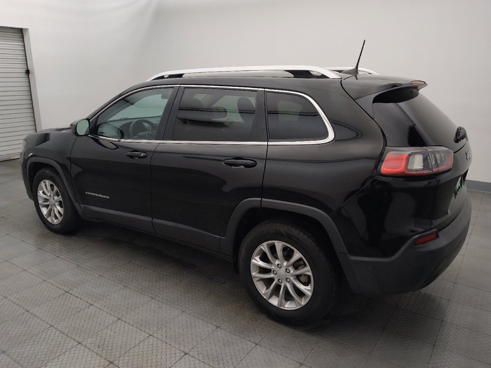 Used 2019 Jeep Cherokee Latitude w/ Popular Appearance Group FWD image 3