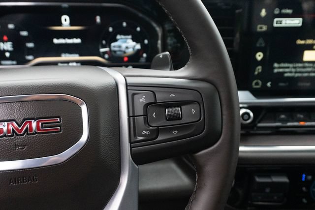 Used 2025 GMC Sierra 1500 SLT w/ SLT Premium Plus Package AWD/4WD image 17