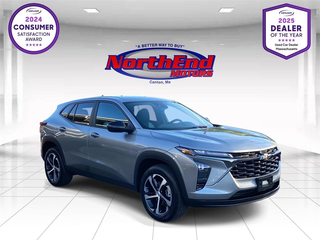 Used 2025 Chevrolet Trax RS w/ Driver Confidence Package