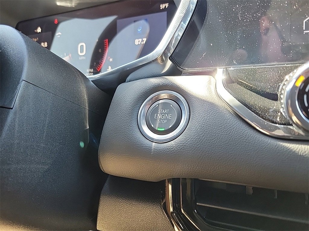 New 2025 GMC Canyon Elevation w/ Technology Package image 25