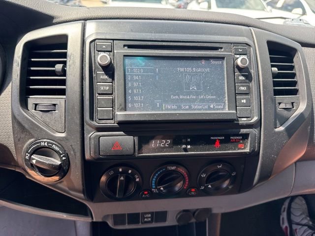 Used 2014 Toyota Tacoma 4x4 Regular Cab image 12