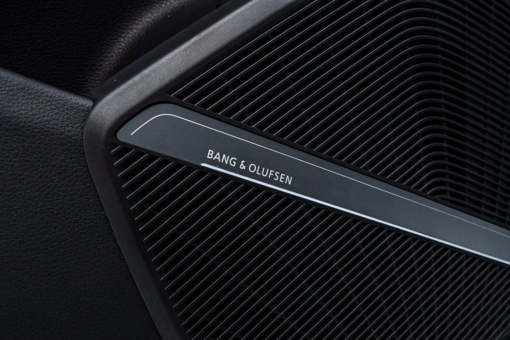 Used 2025 Audi SQ5 Premium Plus w/ Premium Plus Package image 23