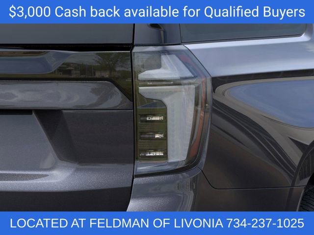 New 2025 Chevrolet Suburban Premier image 11