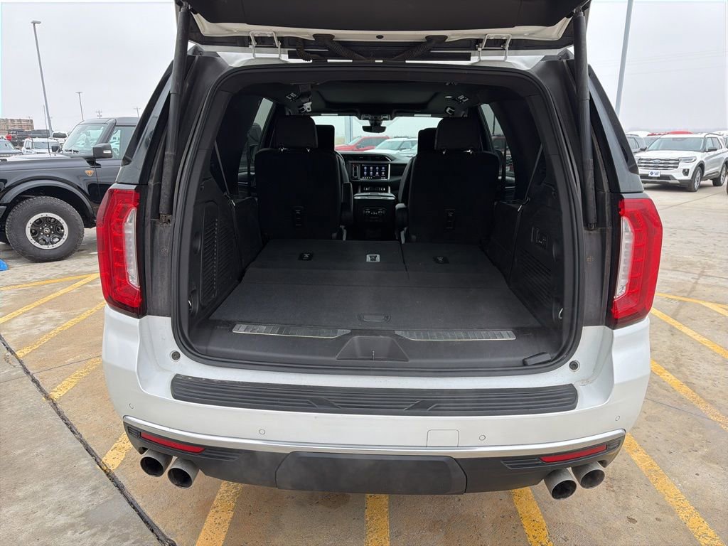 Used 2021 GMC Yukon Denali w/ Denali Ultimate Package image 28