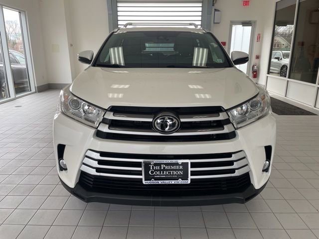 Used 2019 Toyota Highlander XLE image 6