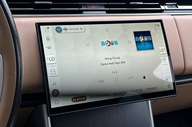 Used 2024 Land Rover Range Rover SE image 17