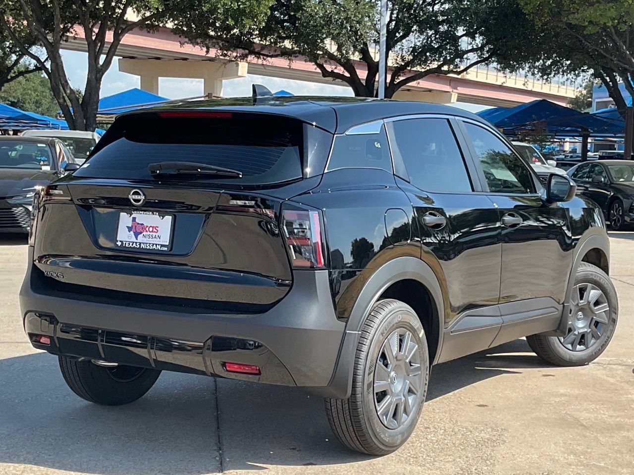 New 2027 Nissan Kicks S FWD image 4