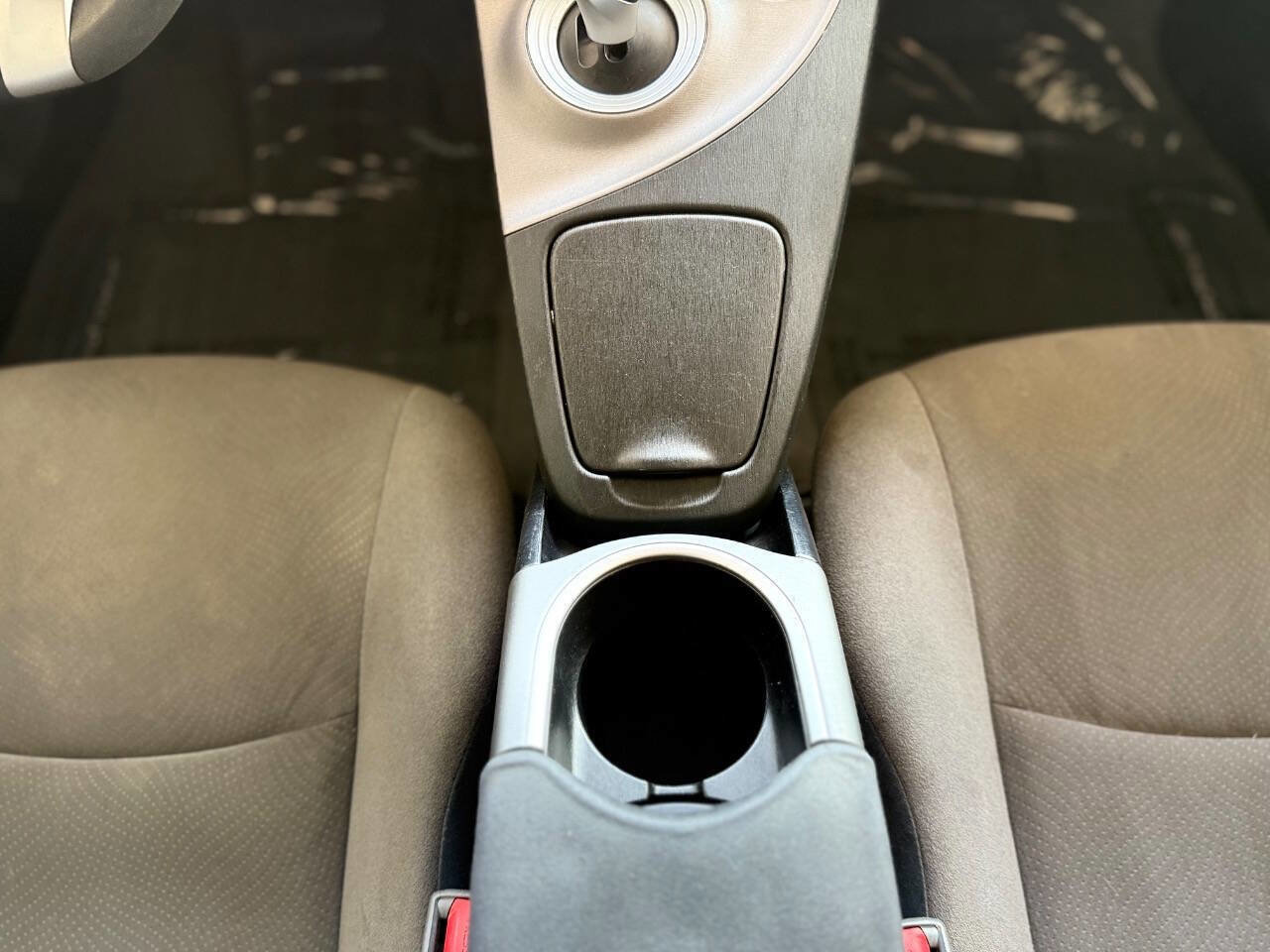 Used 2015 Toyota Prius Two FWD image 41