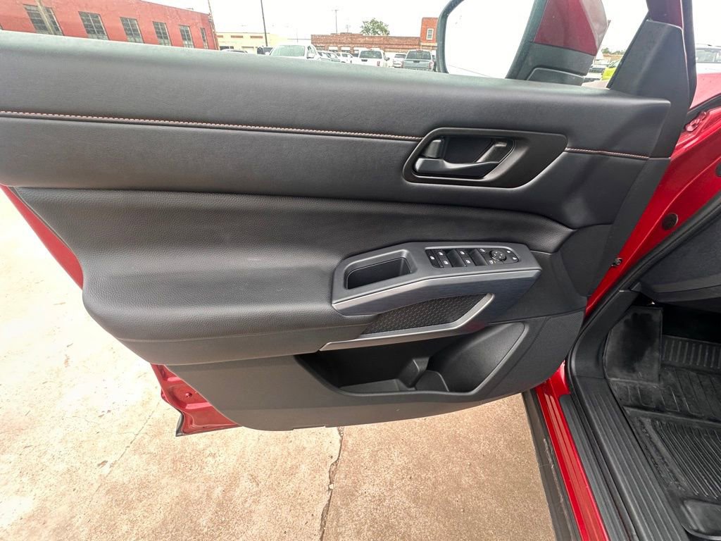 Certified 2024 Nissan Pathfinder Rock Creek AWD/4WD image 14