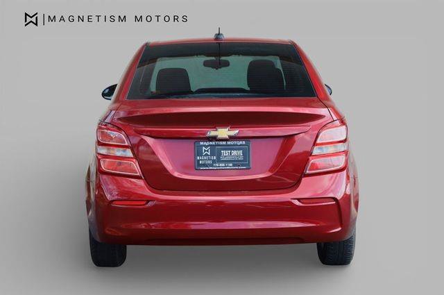 Used 2017 Chevrolet Sonic LT w/ Convenience Package image 8