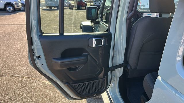 Used 2024 Jeep Wrangler Unlimited image 22