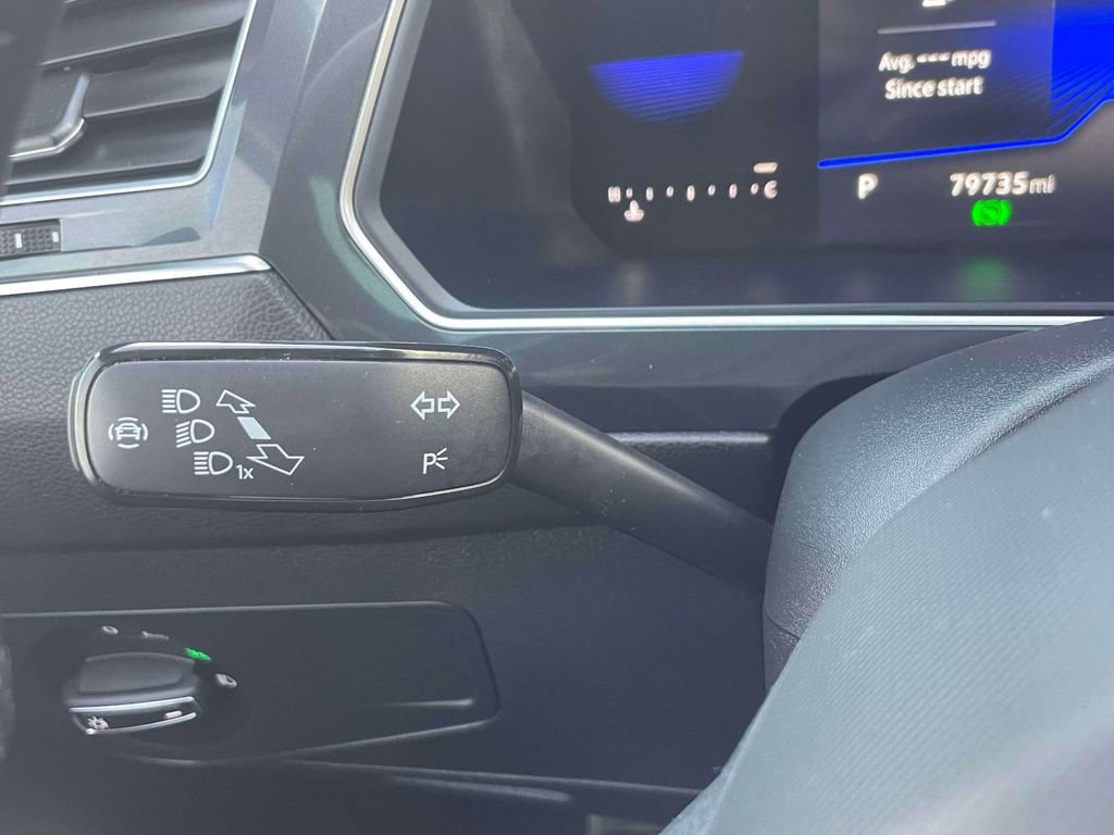 Used 2023 Volkswagen Tiguan SE R-Line image 26