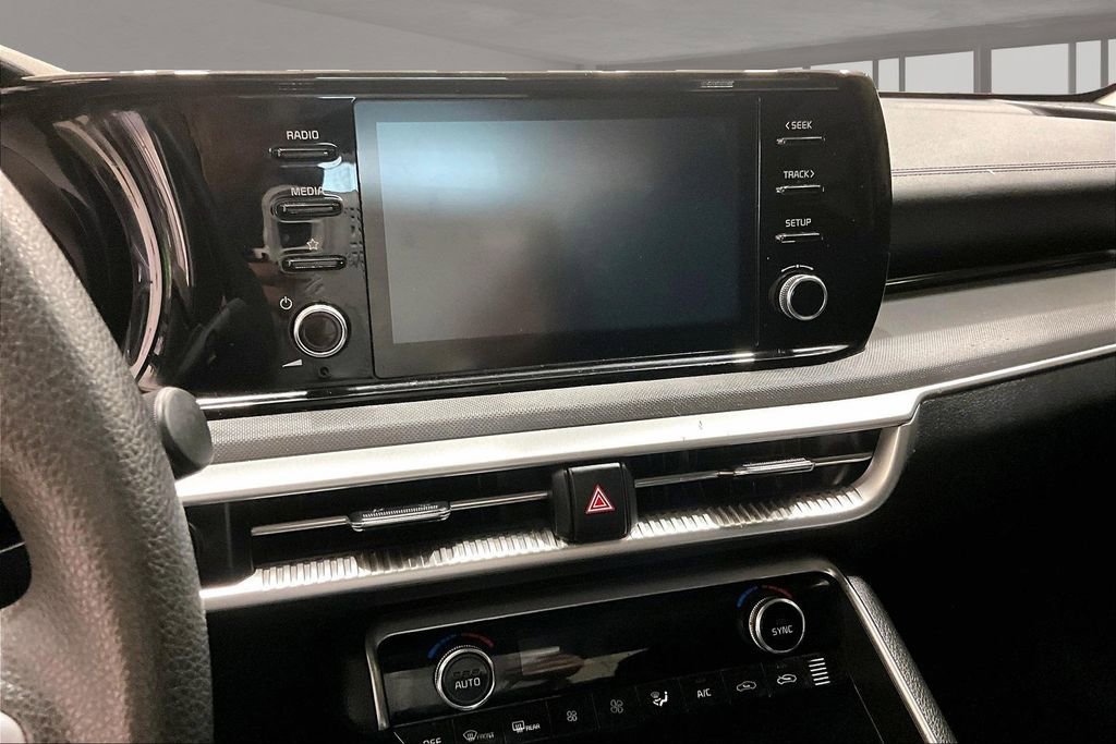 Used 2022 Kia K5 LXS FWD image 6