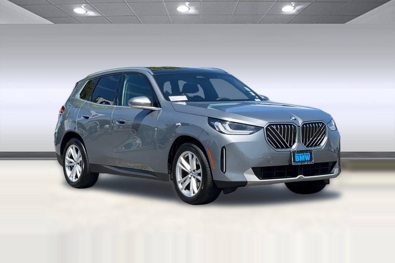 Used 2025 BMW X3 xDrive30i w/ Premium Package AWD/4WD image 6