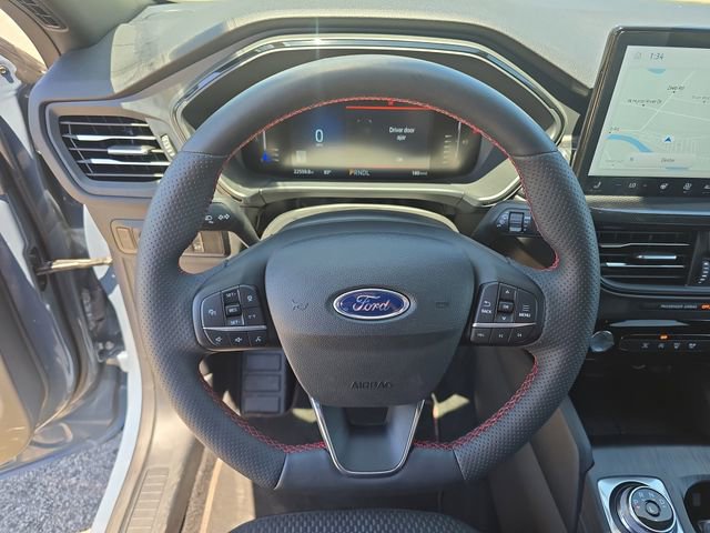 Certified 2023 Ford Escape ST-Line Select w/ Tech Pack #1 AWD/4WD image 17